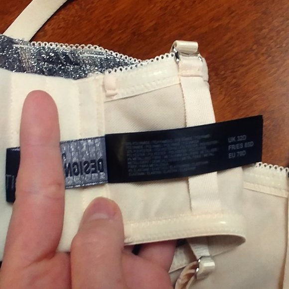 Hunkemöller Glittery Bra 32D - Picture 7 of 7